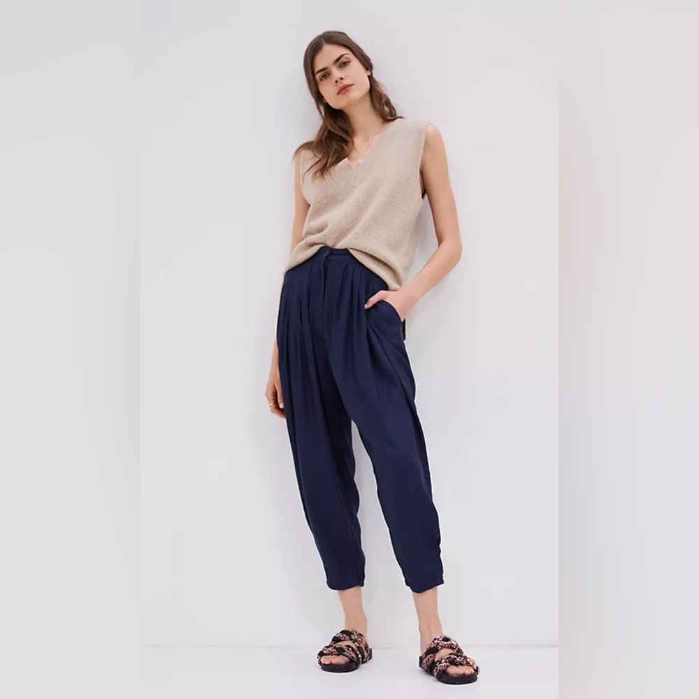 NWT Anthropologie Astrid Harem pleated pants size US 8/ European 40